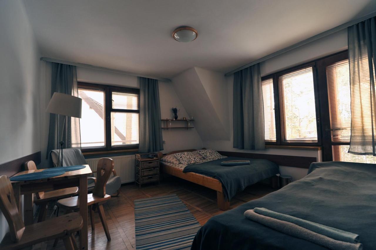 Dom Pod Skocznia Homestay *