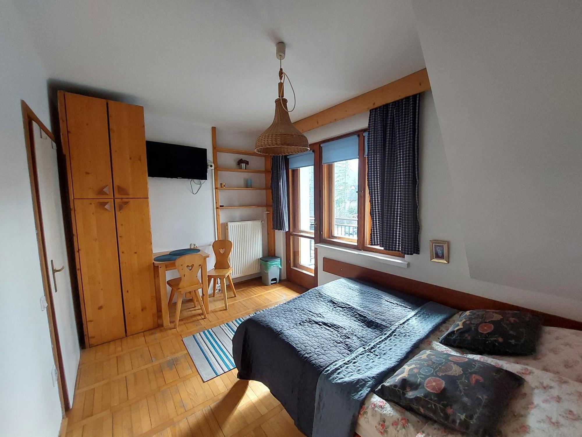 Dom Pod Skocznia Homestay *
